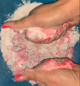 Amber Loves Asmr Crushing Powder for soothing Asmr