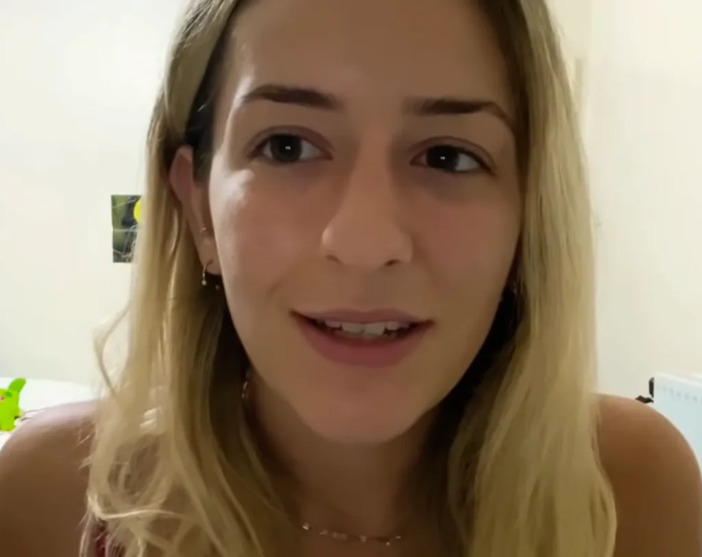 "miss manganese asmr" with blonde hair