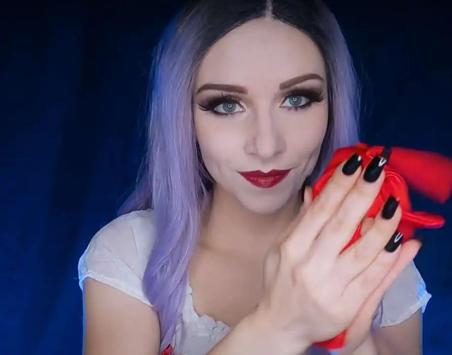 "egilea asmr" looking incredible
