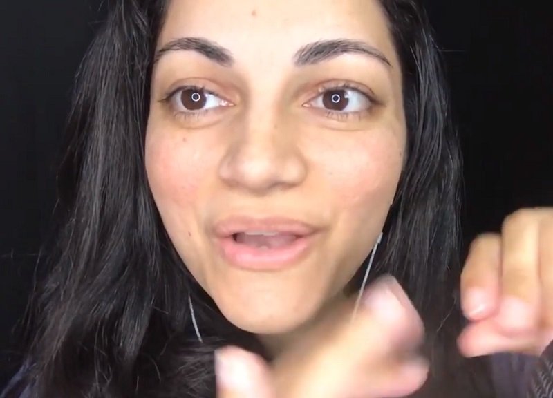 "Tanyatic Asmr" face selfie
