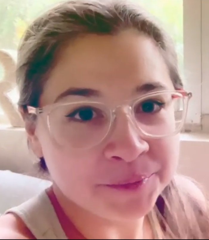 "Rayna Tamarin Asmr" face selfie