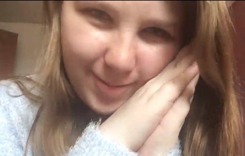 "summer asmr" face selfie with hands on face