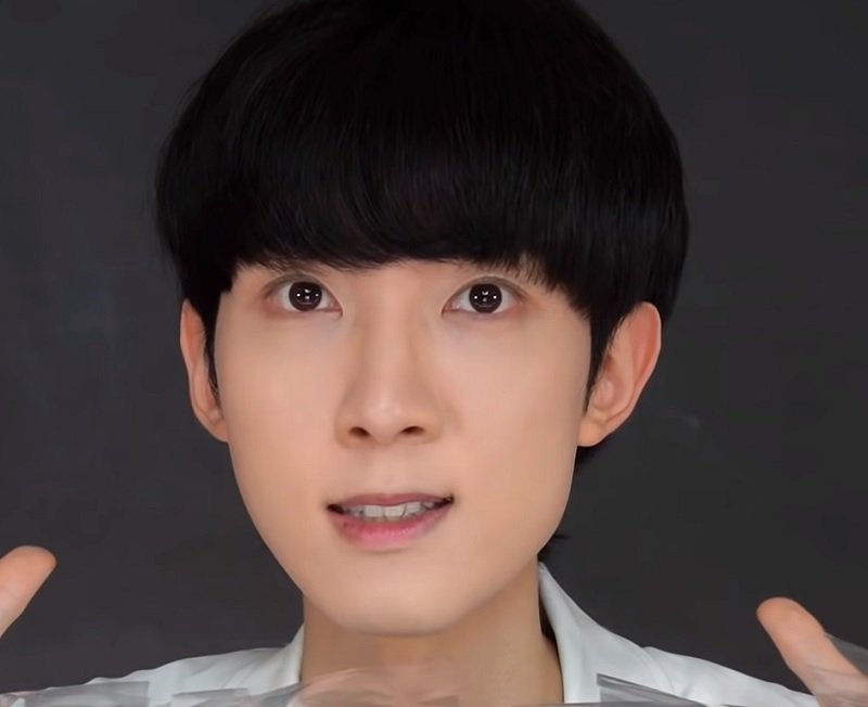 "JaeYeol ASMR" a South Korean Asmr Legend