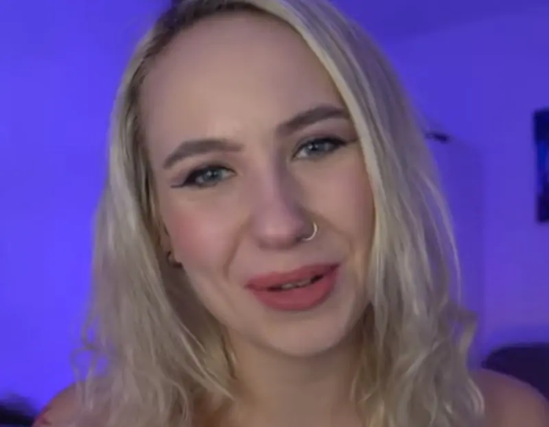 "ASMR Bella Mur" Blonde Russian ASMR Artist