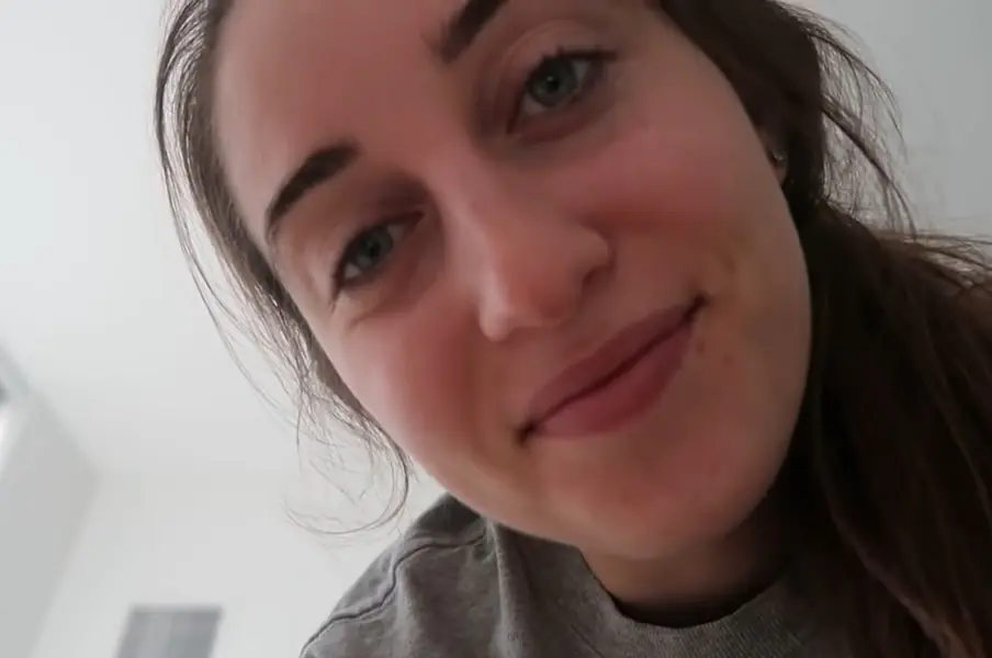 "ASMR Claudy" An Amazing ASMR Artist