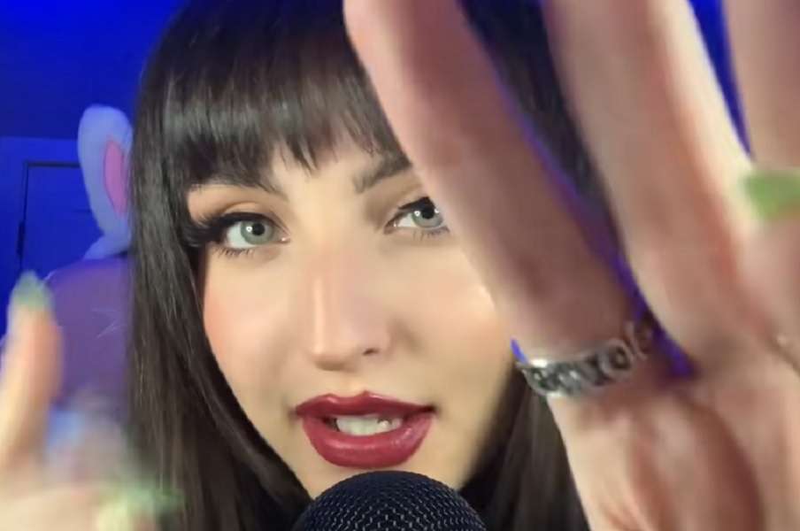 "Bee Bee Asmr" popular ASMR Artist