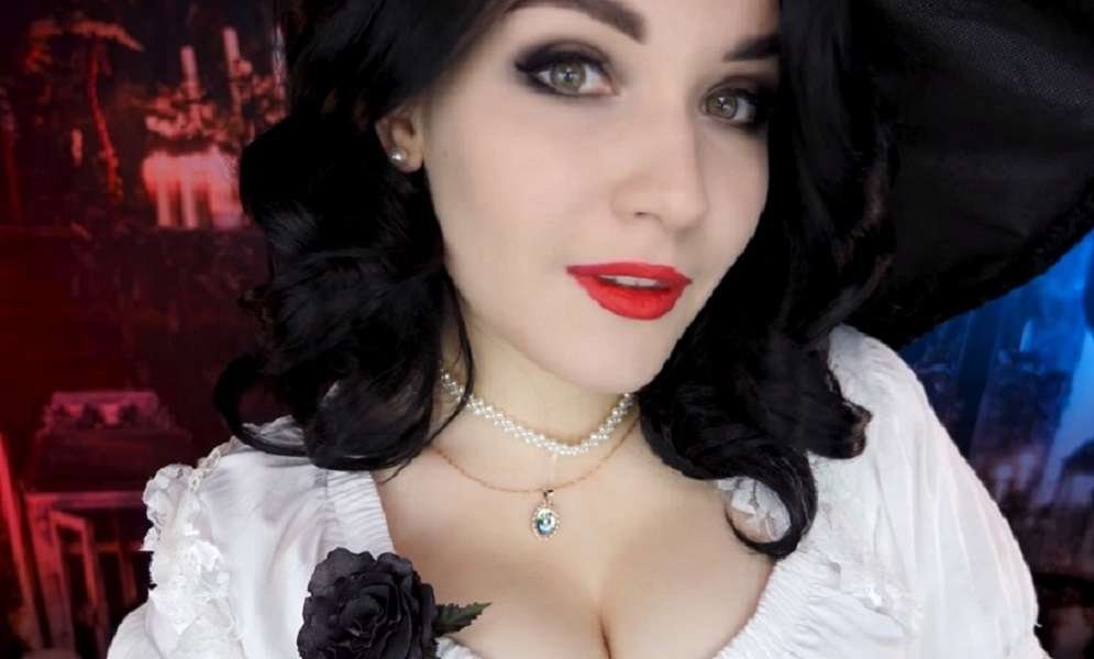 "ASMR KittyKlaw" Lady Dememtrecu