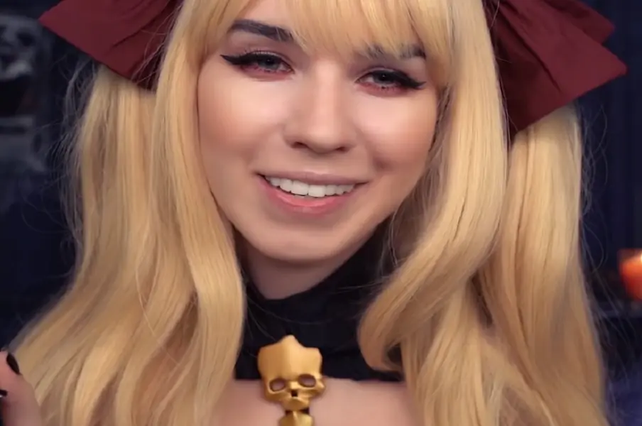 "ASMR Mood" in a Dracula outfit