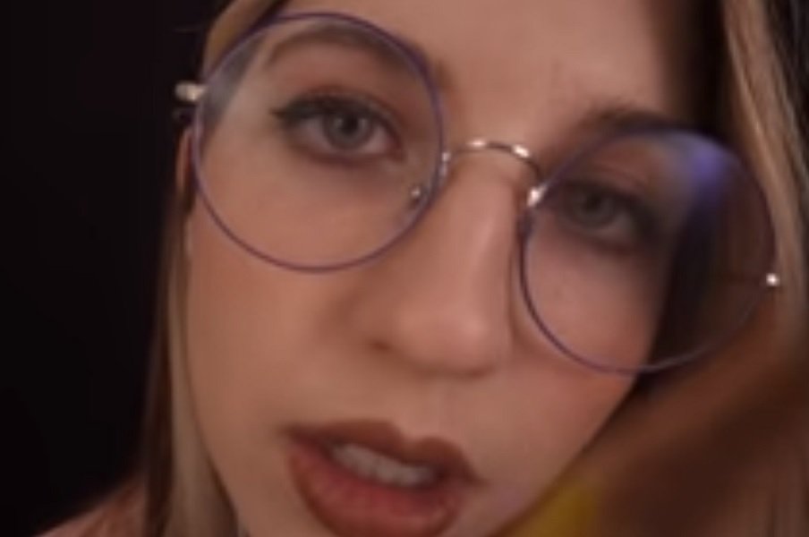 "Frivolous Fox Asmr" nude glasses