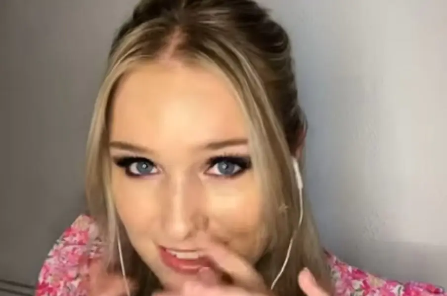 "ASMR YUNKY" stunning ASMR Artist