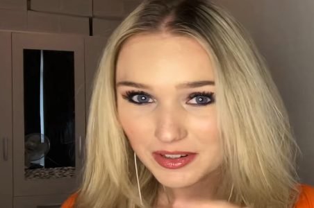 "ASMR YUNKY" Blonde ASMR Artist