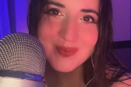 aareni asmr artist with gentle smile and classic beauty similar to a film actress