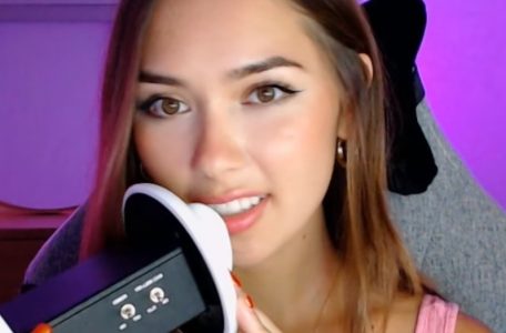 Kailey Mae ASMR - A Smile That Lights Up The Universe
