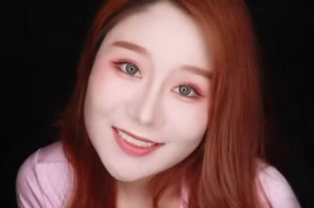 "Yui ASMR" a lovely ASMR Artist
