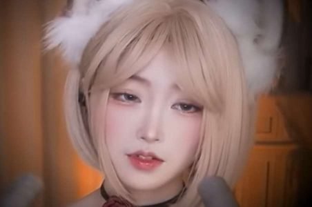 "ASMR erDaiJiang" stunning ASMR Artist from Hong Kong